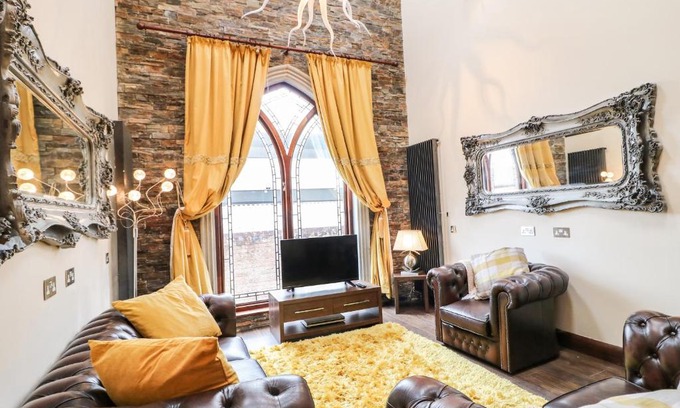 Lisnagunogue Apartamento | The Upper Room