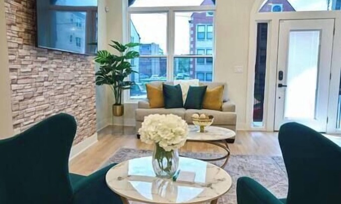 Kenwood Casa | The Urban Manor “Modern luxury style”