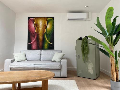 Stratum Apartamento | The Vault - Eindhoven - By T&S