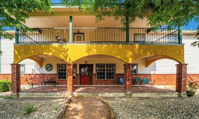 Kerrville Casa | The Venues at Rancho Arreola "punto central de su experiencia"