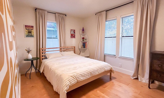 Blackshear-Prospect Hill Casa | The Vibe Yard - 3BR House + Yard