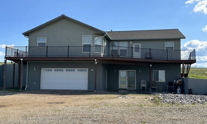 Saddlestring Casa | The View at Lake Desmet!