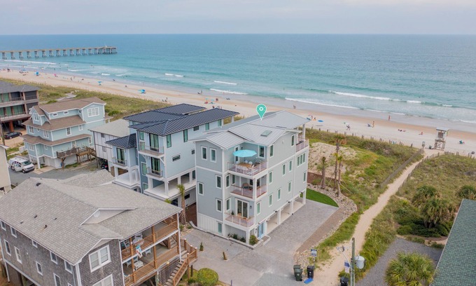 Wrightsville Beach Casa | The View – Exquisite Beachfront Home in Wrightsville Beach - Walk to everything!