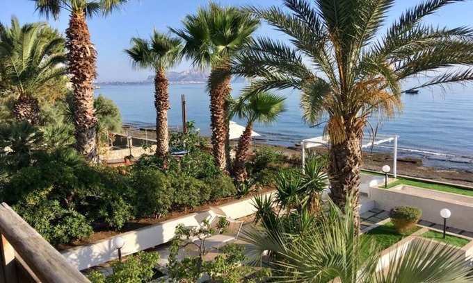 Torre Colonna-sperone Villa | La villa en el mar - ombligo de Venus