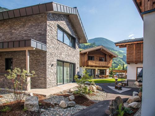 Wald im Pinzgau Casa | The village - chalet stone house