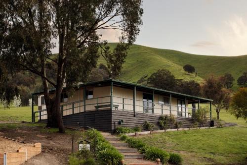 Strath Creek Casa | The Village Green Bunkhouse