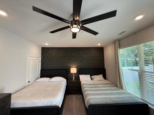 Durham Casa | The Villas The One Villa by RDU Airport with Indoor Heated Pool and Gym