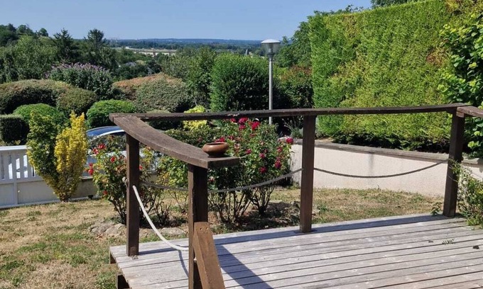 Montsoreau Casa | The vineyard garden