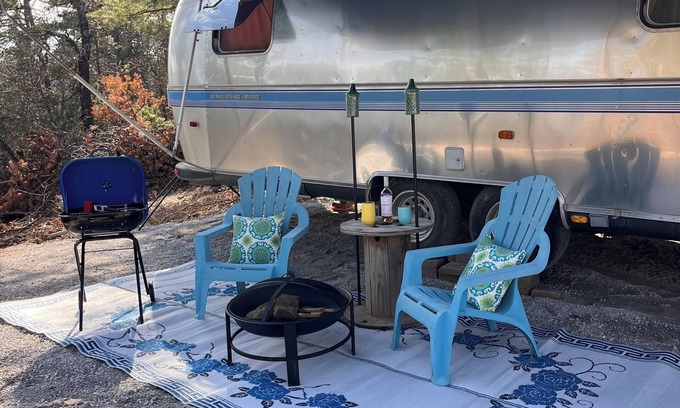 Eureka Springs Casa | The Vintage Vue Airstream