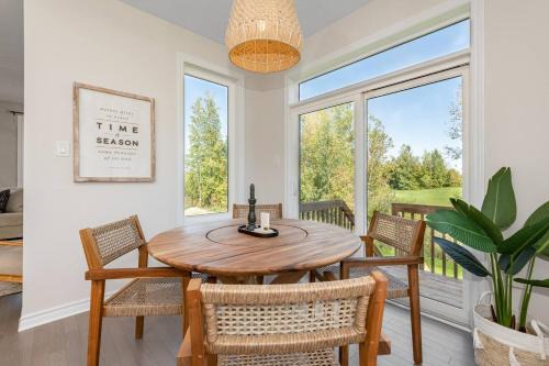 Kemptville Casa | The Wabi Sabi 4-bedrooms Designer Home