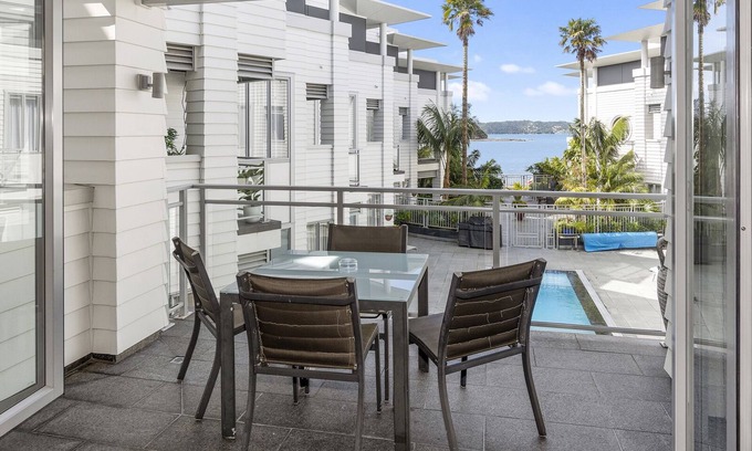 Paihia Casa | THE WATERFRONT - PAIHIA HOLIDAY APARTMENT, family friendly in Paihia