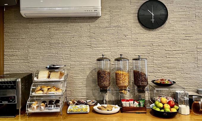 Glen Waverley Hotel | The Waverley International Hotel