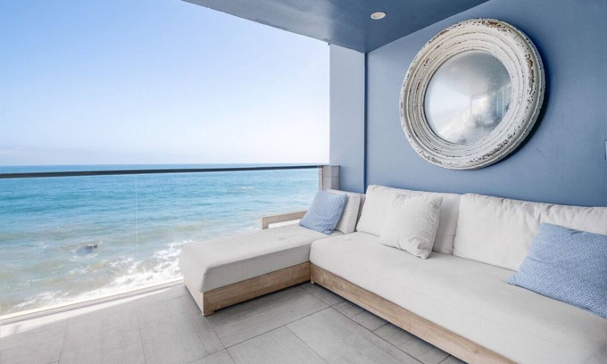 Eastern Malibu Villa | Malibu Beach at its Best!