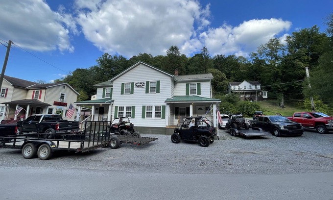 Kyle Casa | The West Virginia Way, The Steam Engine, Left Side of Duplex