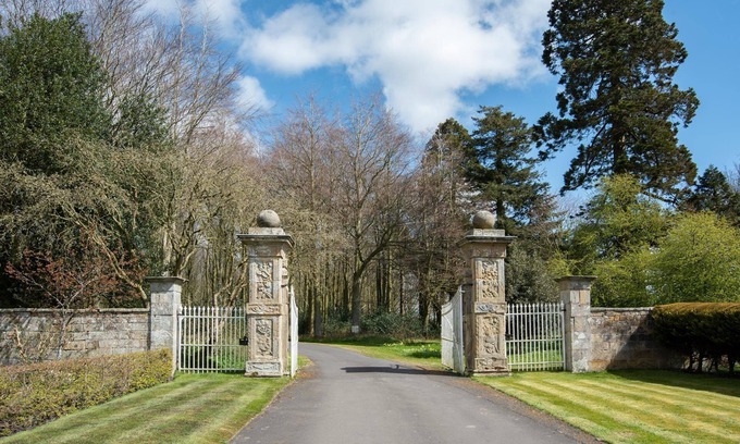 Capheaton Casa | The West Wing, Capheaton in Northumberland - sleeping 8 guests in 4 bedrooms