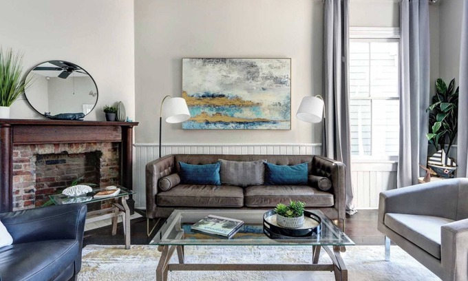 Beach Institute Apartamento | The Whale Loft | Historic Charm + Balcony