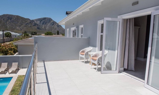 Hermanus Cama Y Desayuno | The Whale on Main B&B