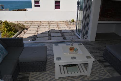 Shelley Point Casa | The Whale Tale Villa