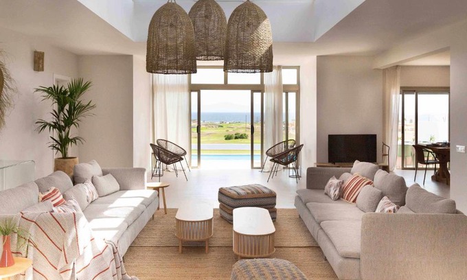 Costa de Antigua Villa | The White Homes GolfyFun WH4
