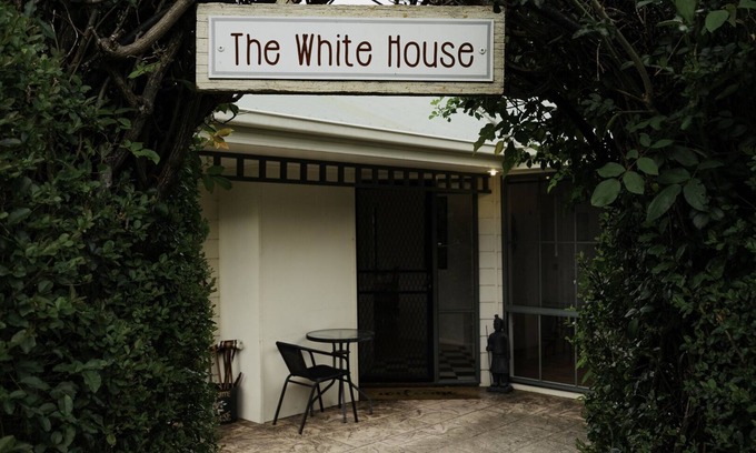 Chum Creek Casa | La Casa Blanca en "Home Farm Healesville"
