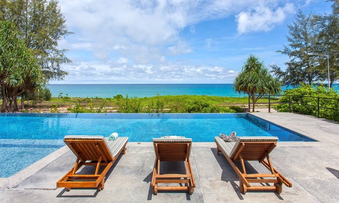 Mai Khao Casa | ⭐El White Pearl 5BR Modern Beachfront Pool Villa
