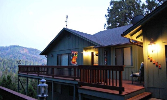 Twain Harte Cabina | The Wilderness Lodge in Twain Harte