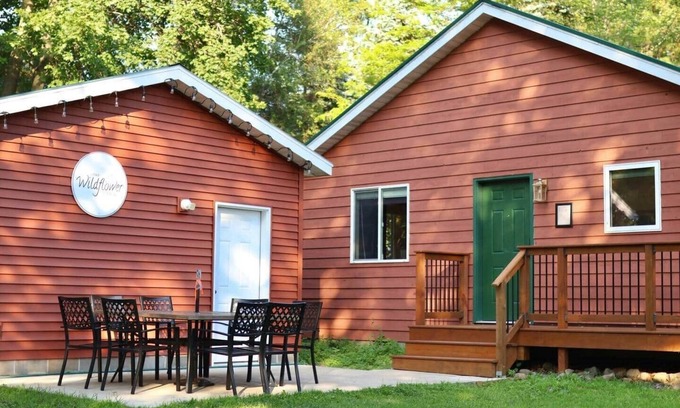 Grantsburg Casa | The Wildflower Cabin on Big Wood Lake