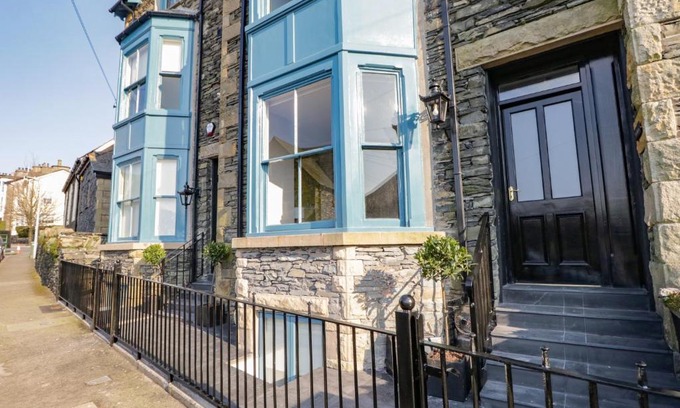 Windermere Casa | The Willows
