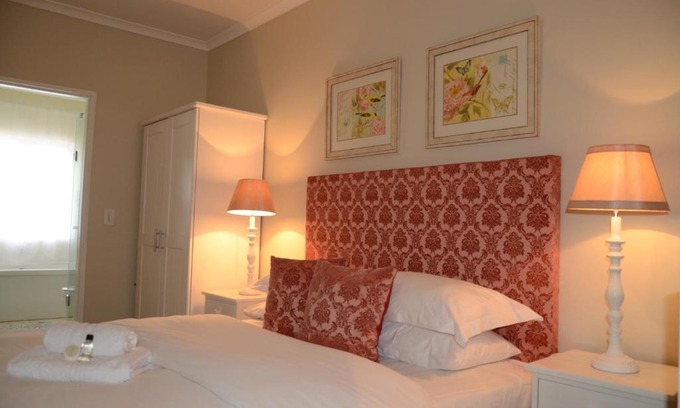 Eikenbosch Casa | The Winelands Guest House