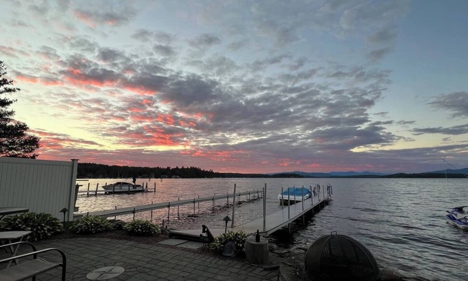 Gilford Casa | The Winnipesaukee Retreat