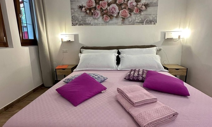 Oltretorrente Casa | The Wisteria
