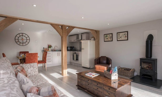 Halesworth Cabaña | The Woodshed - UK10353