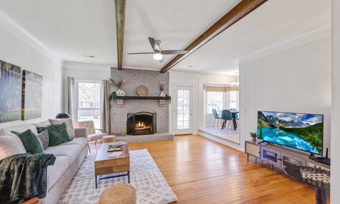 North Charleston Casa | The Yan- fam friendly 4 bedroom