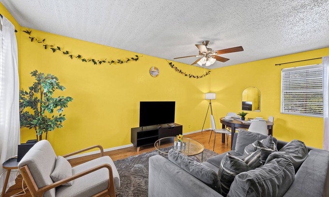 Brentwood Apartamento | The Yellow Room