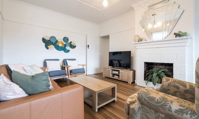 Rosebud Cabaña | The Zophey House A Charming Coastal Cottage