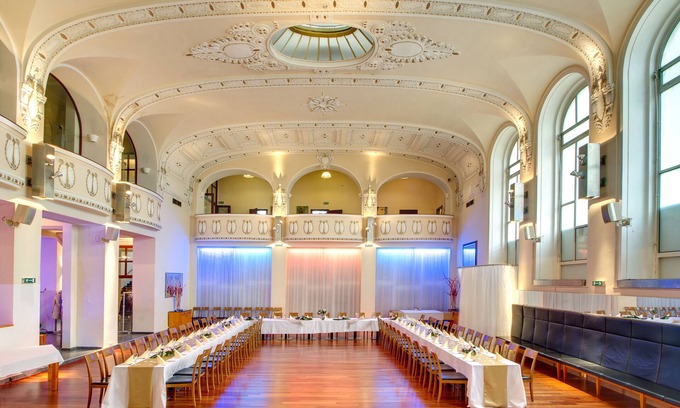 Zizkov Hotel | Theatrino