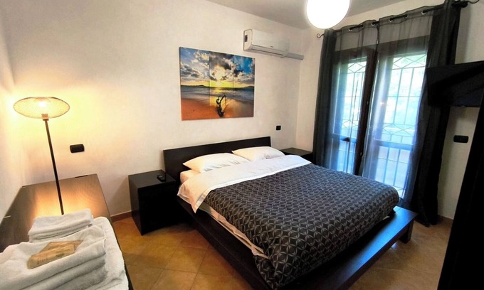Zona XXX Castel Fusano Apartamento | TheColours