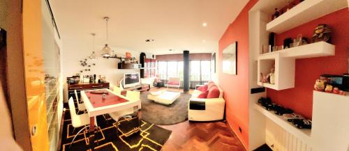 Elvina Apartamento | TheLBhome-Moderno duplex con terrazas wifi-Netflix