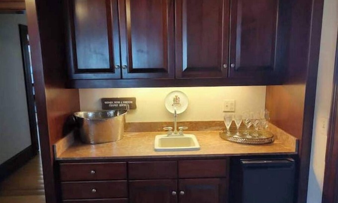 Manteo Casa | TheManteoHouse-Downtown Social District&Waterfront