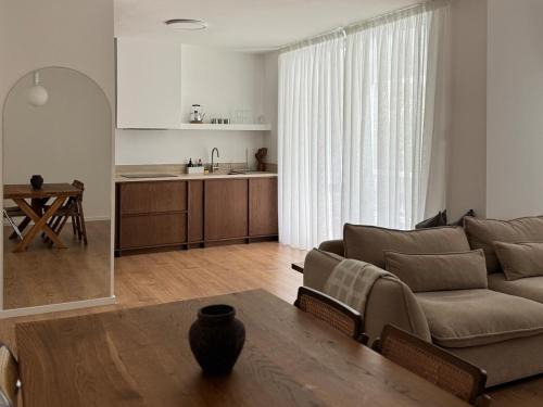 Lykabittos Apartamento | Themelio Living 2-Bed Apartment Nicosia City Centre