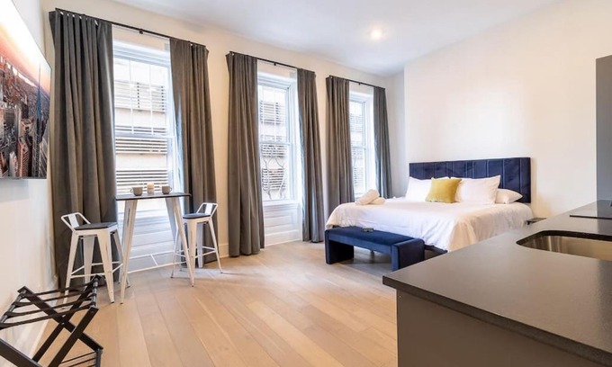 Gayborhood Apartamento | Thena Hotel 2nd Floor Studio Unit4