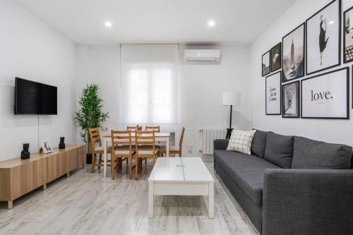 Saint-Fons Apartamento | Théo - appartement 5 personnes - checl in h24 - wifi