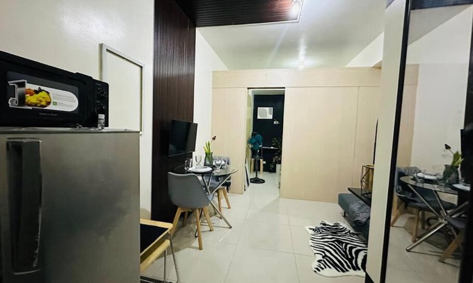 Santo Cristo Apartamento | THEOS SUITE1 @TheGrassResidences