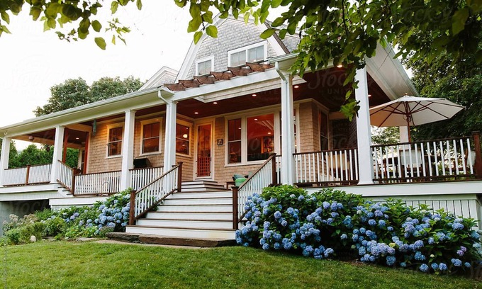 Greenbush Casa | Third Cliff Scituate....Easy walk to Downtown and Peggoty and SPIT beaches