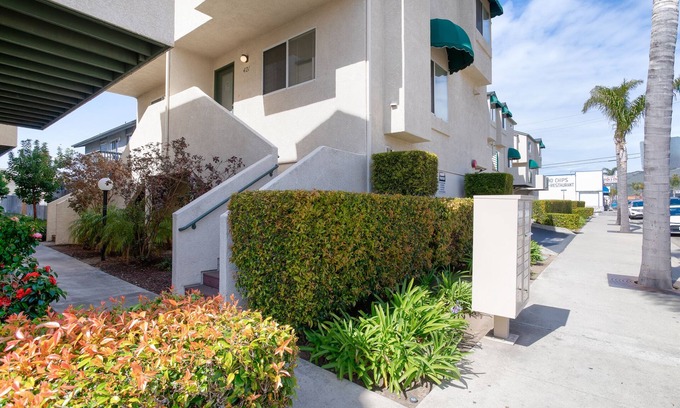 Downtown Condominio | This adorable condo is in an unbeatable location - only a couple of blocks...