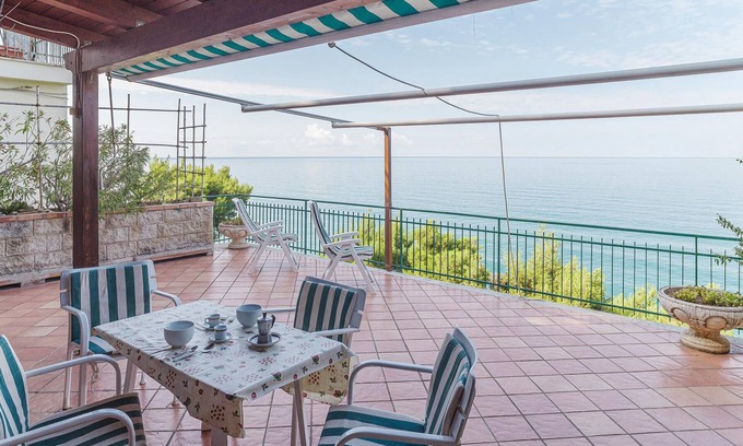 San Mauro Cilento Casa | Alojamiento de 3 habitaciones en San Mauro Cilento SA