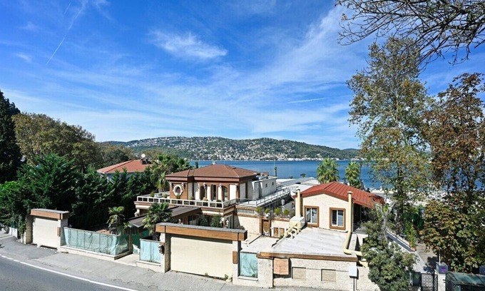 Sariyer Apartamento | Bright Spacious Lovely 4BD Gem +Terrace Views #232