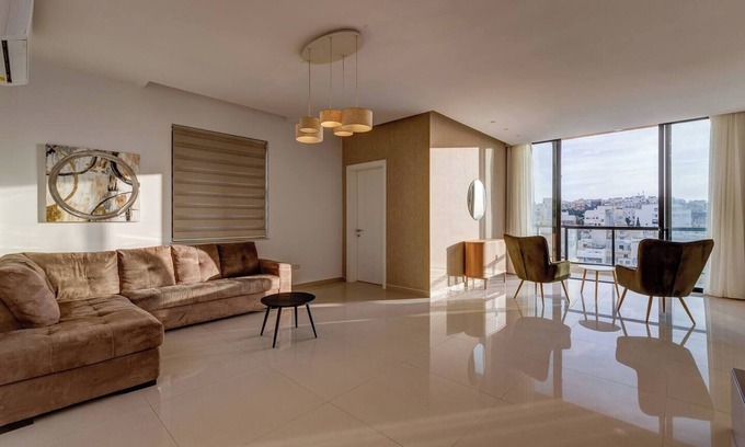 Mellieħa Heights Apartamento | This apartment is a 3 bedroom(s), 3 bathrooms, located in Il-Mellieħa, null.