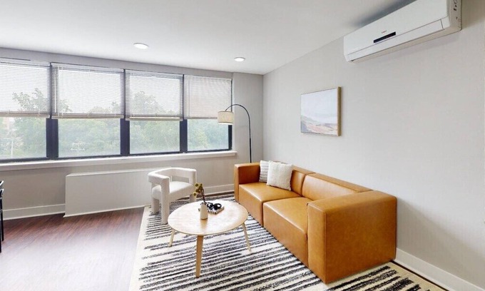 East Falls Apartamento | This apartment is a 2 bedroom(s), 1 bathrooms, located in Philadelphia, PA.