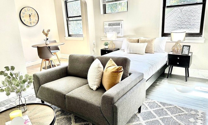 Germantown Apartamento | This apartment is a 0 bedroom(s), 1 bathrooms, located in Philadelphia, PA.